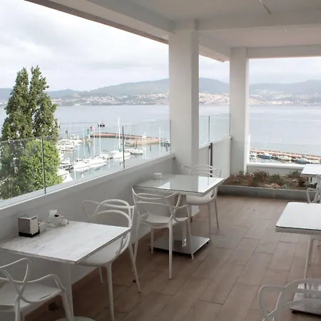 ホテル オテル シウダッド デ ヴィーゴ