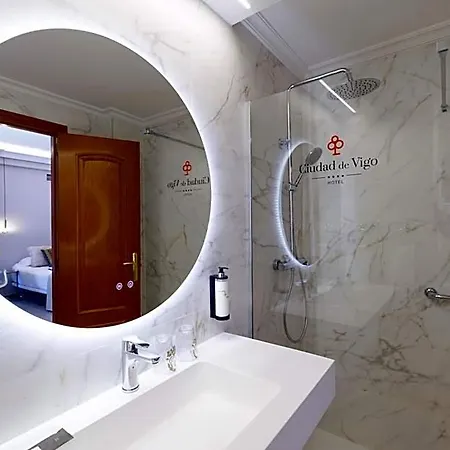 فندق Ciudad De 4*