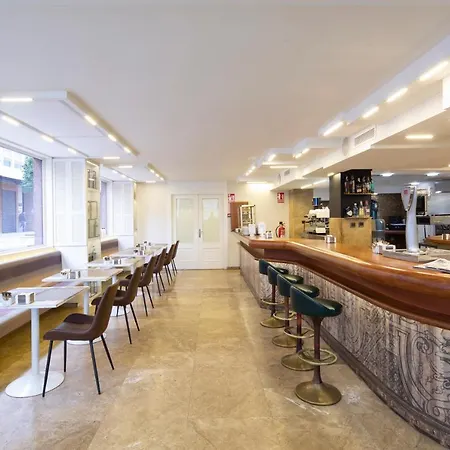 Ciudad De מלון ויגו