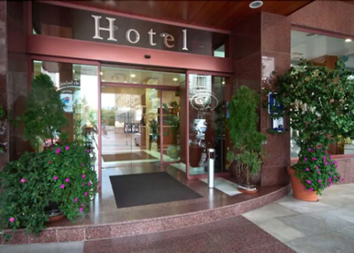 Ciudad De Hotel 4*